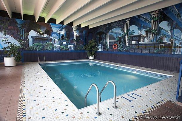Black Knight Inn رد دير المظهر الخارجي الصورة